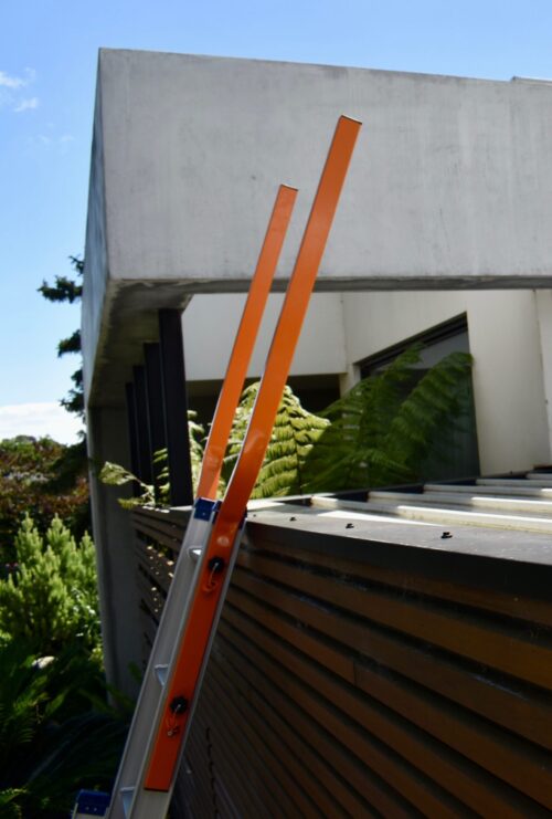 Little Jumbo Ladders Walk Thru Hand rail. Extension Ladder with Safety walk thru handrails