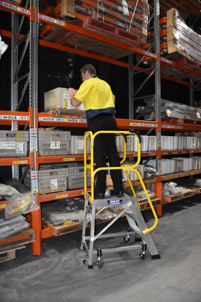 Bailey Aluminium Order Picking Platform Ladder man Picking Stock