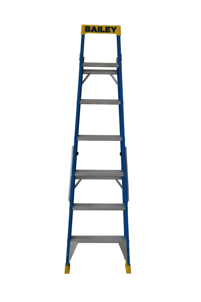 tailey Pro Punchlock Leansafe Fibreglass Single Sided Step Ladder 7ft 2.1m FS13973 front closed