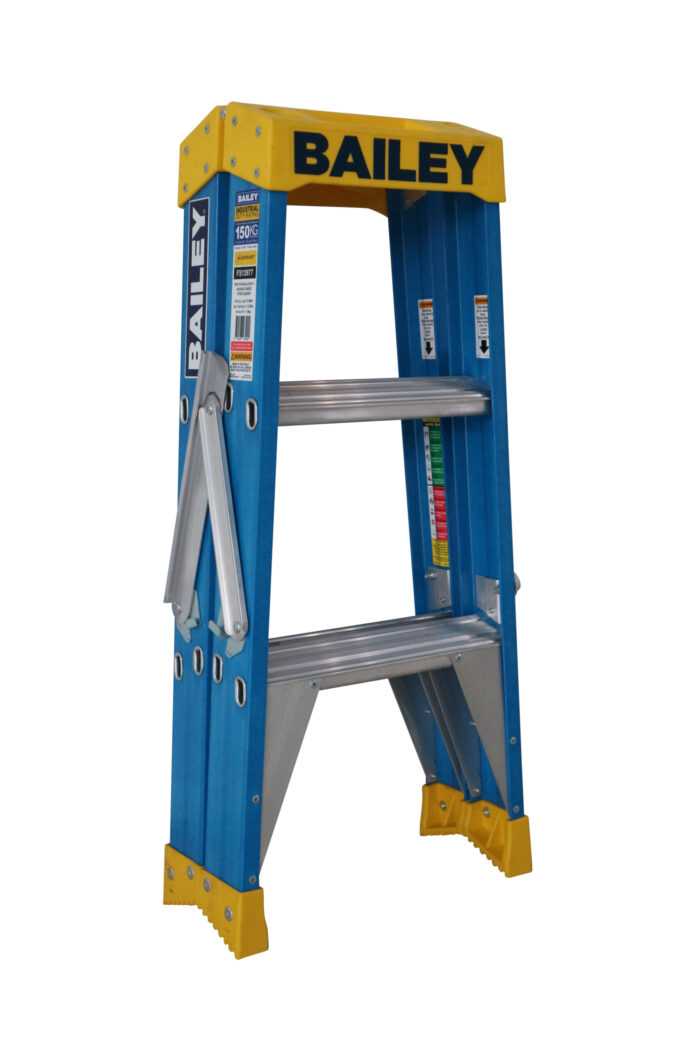 Bailey Professional Punchlock Fibreglass Double Sided Step Ladder 3ft 0.9m FS13977 closed