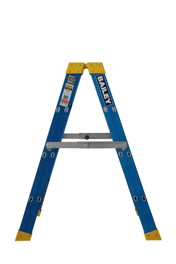 Bailey Professional Punchlock Fibreglass Double Sided Step Ladder 4ft 1.2m FS13978 Side open position